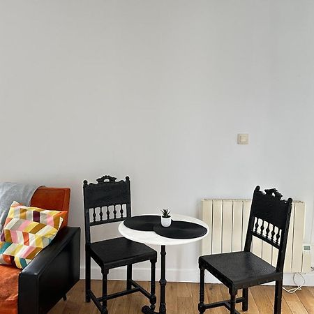 דירות פריז Charmant Studio Au Coeur Du 18E מראה חיצוני תמונה